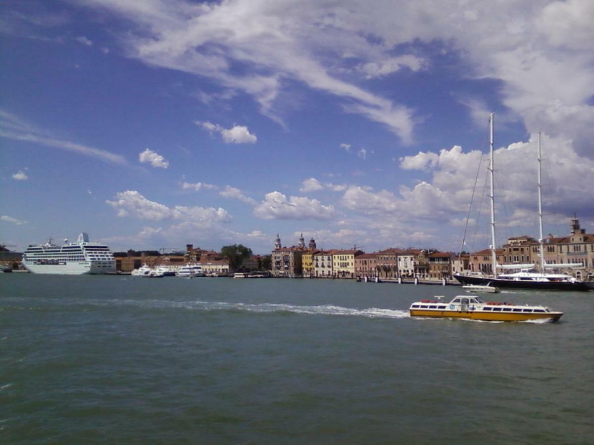 Harmony San Basilio Appartamento Venezia Esterno foto