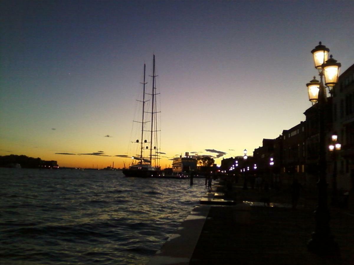 Harmony San Basilio Appartamento Venezia Esterno foto